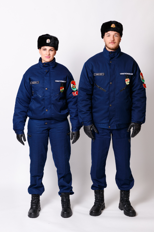 A 10M egységes rendészeti gyakorlóruházat téli viselete kép kattintásra nagyítható