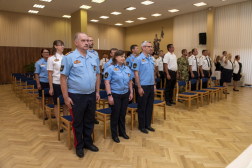 Első tiszti kinevezések, elismerések