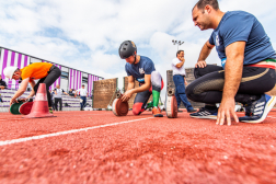 Tűzoltósport-verseny, százméteres akadálypálya