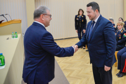 Kecskeméti Dániel átveszi kinevezését Kiss Attila tábornoktól