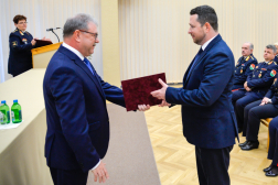 Kecskeméti Dániel átveszi kinevezését Kiss Attila tábornoktól