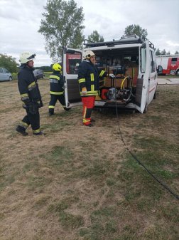 Munkában a rábapatonai önkéntes egyesület tűzoltói