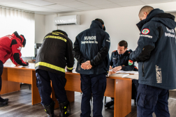 Minden tag egyesével regisztrált