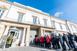 Fogadás a Sándor-palotában