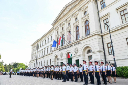 NKE Ludovika Campusán tettek esküt a végzősök