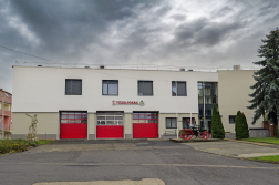 pápai laktanya átadása