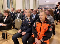 Köszönet és hála