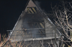 Hétvégi ház égett teljes terjedelmében Nyírpazonyban szombat este, a tűzben egy ember életét vesztette.