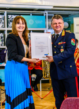 Az átadás pillanatai