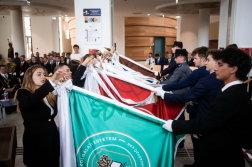 A megnyitó pillanatai