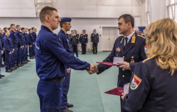 Az országos katasztrófavédelmi főigazgató tanulmányi eredménye és közösségi munkája elismeréseként főigazgatói jutalmat adott át több hallgatónak 