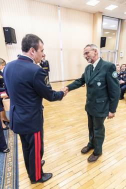 Az országos katasztrófavédelmi főigazgató elismerést ad át 