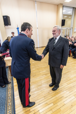 Az országos katasztrófavédelmi főigazgató elismerést ad át 