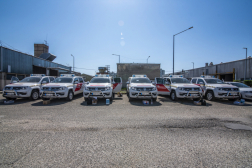 Egymás mellé felállított pick upok