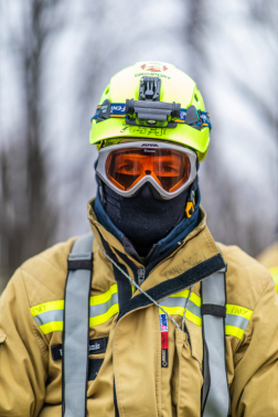 Kötéltechnikai gyakorlatot tartott a HUNOR mentőszervezet Egerben