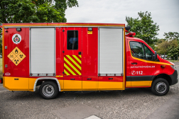 Oktató jármű a másik oldalról