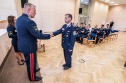 Elismerések átadása (15)