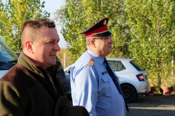 Varga Béla tűzoltó ezredes és Miski Ákos tűzoltó százados nyitották meg a rendezvényt