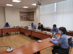 Ülésezik a testület