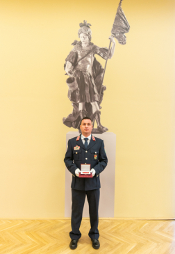 elsőtiszti kinevezett