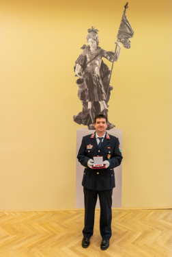 elsőtiszti kinevezett