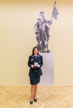 elsőtiszti kinevezett