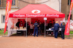 A nyíltnapon az Országos Tűzmegelőzési Bizottság is képviseltette magát.